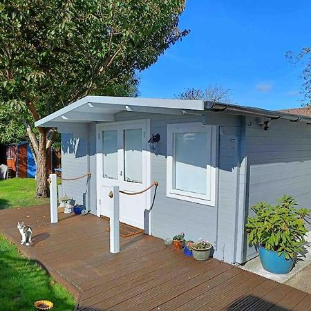 Private Lodge Close To Beaches And Goodwood Felpham Exterior photo